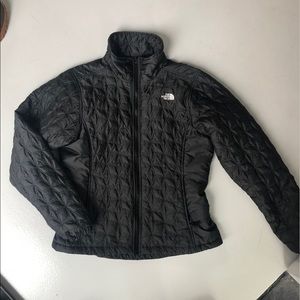 North face jacket women’s size small